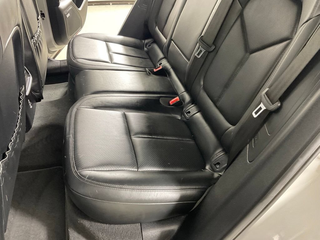 Used 2021 Porsche Macan AWD/4WD image 27