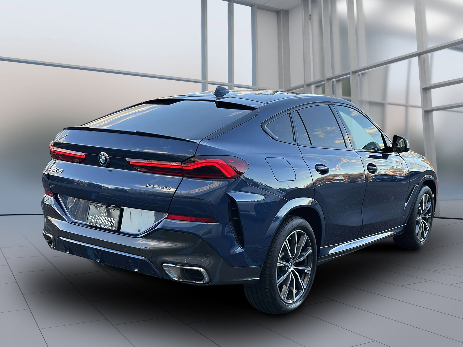 Used 2023 BMW X6 xDrive40i w/ Executive Package image 5