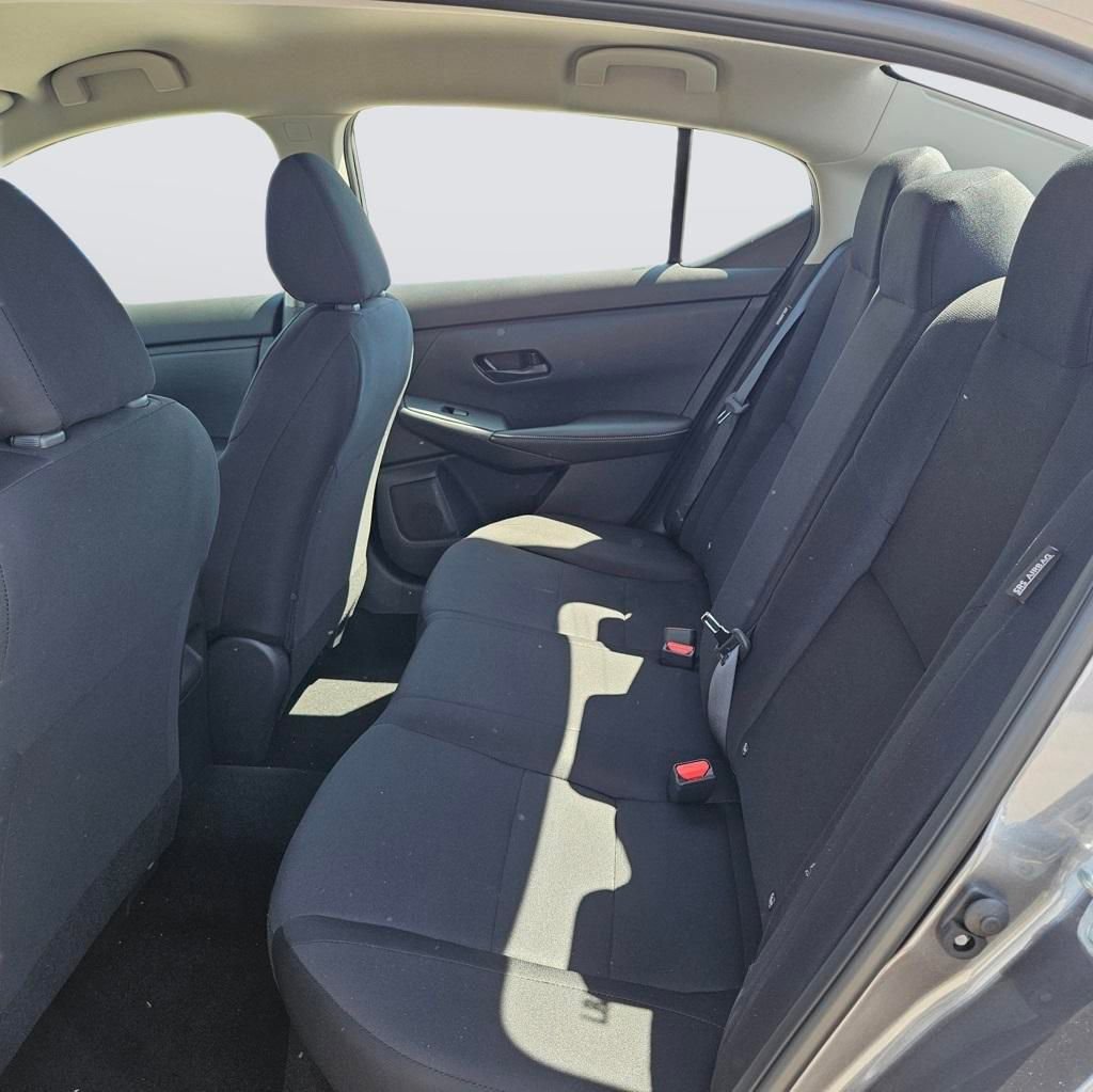 Used 2025 Nissan Sentra S image 15