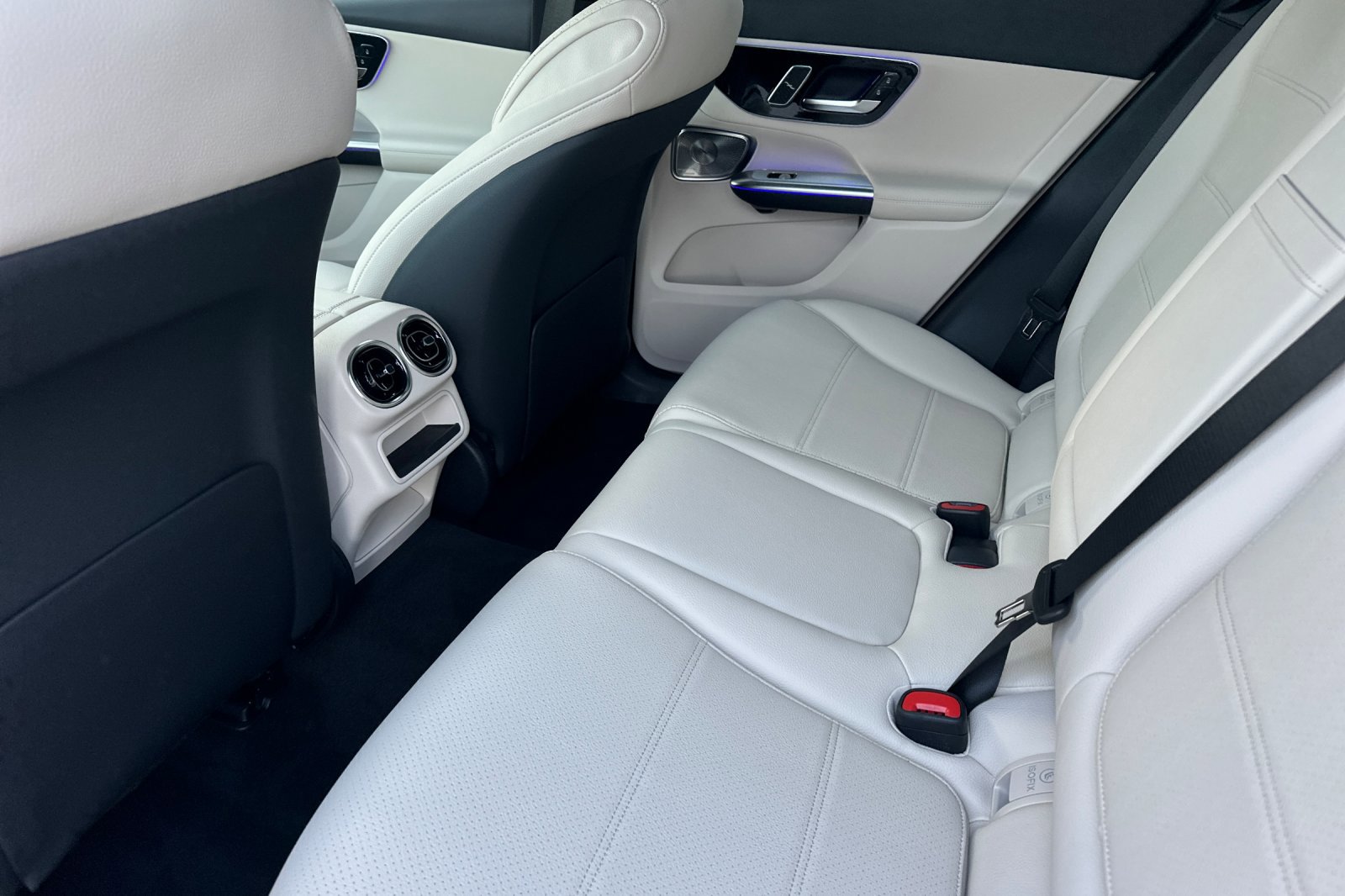 New 2026 Mercedes-Benz GLC 300 4MATIC image 12