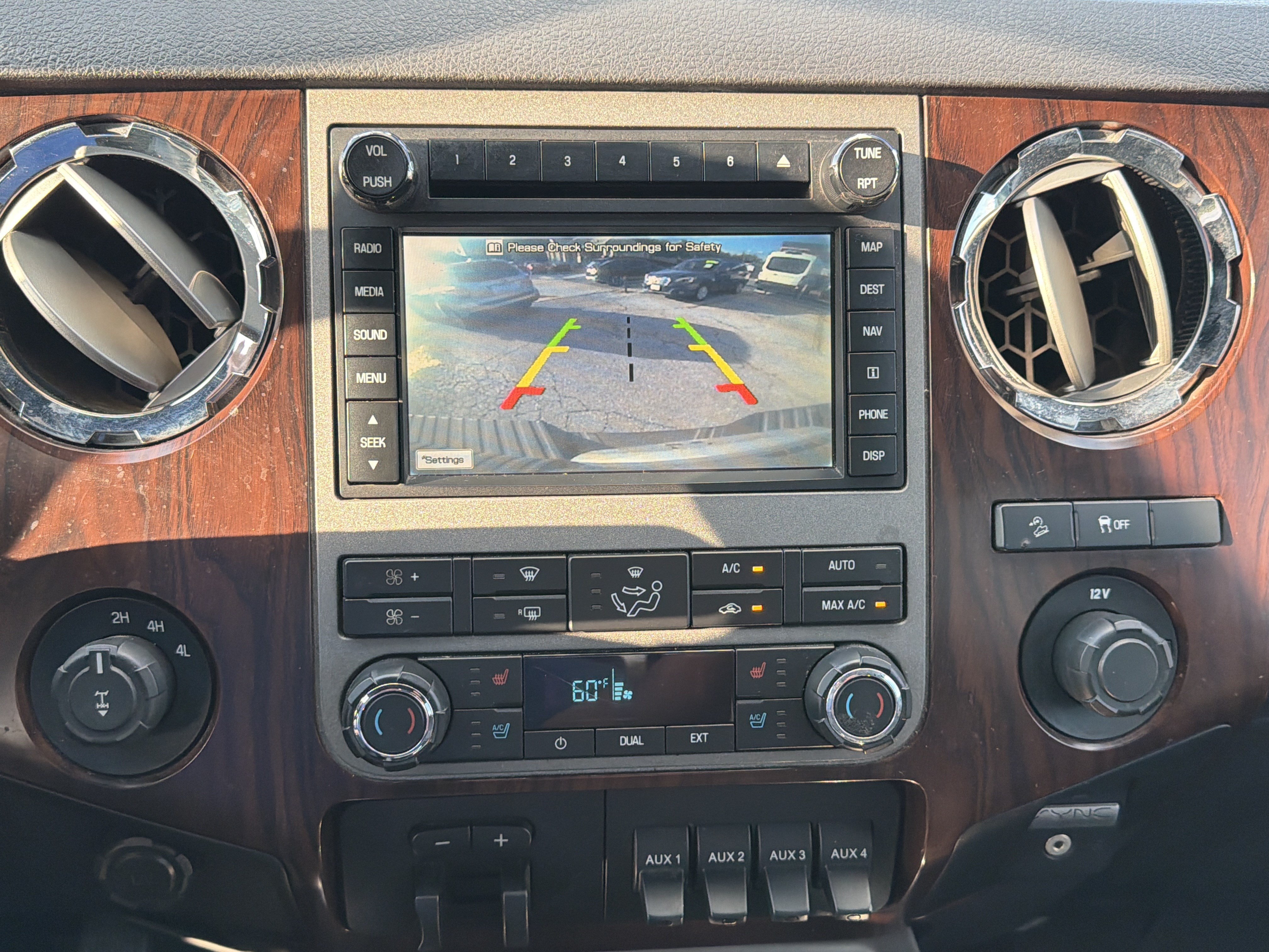 Used 2012 Ford F350 Lariat w/ Lariat Ultimate Pkg AWD/4WD image 16