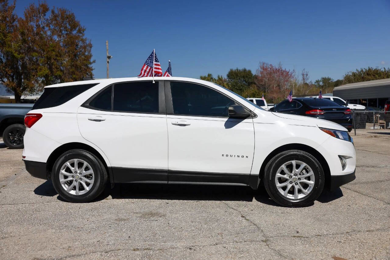 Used 2021 Chevrolet Equinox LS image 9