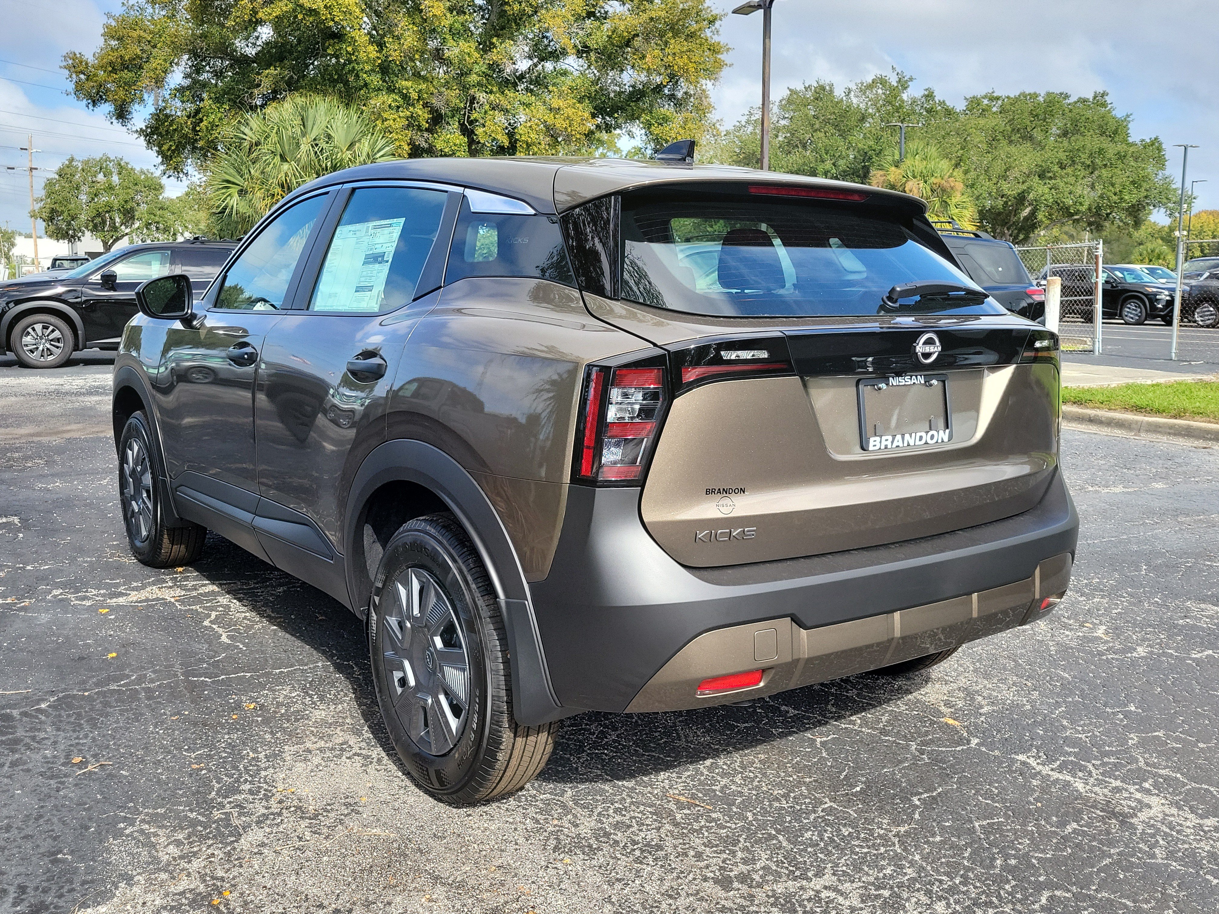 New 2027 Nissan Kicks S FWD image 5