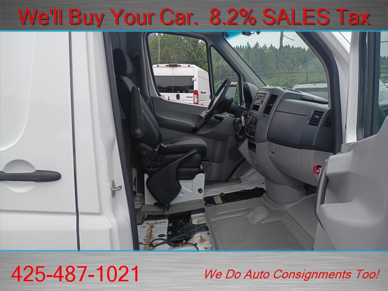 Used 2010 Mercedes-Benz Sprinter 2500 image 13