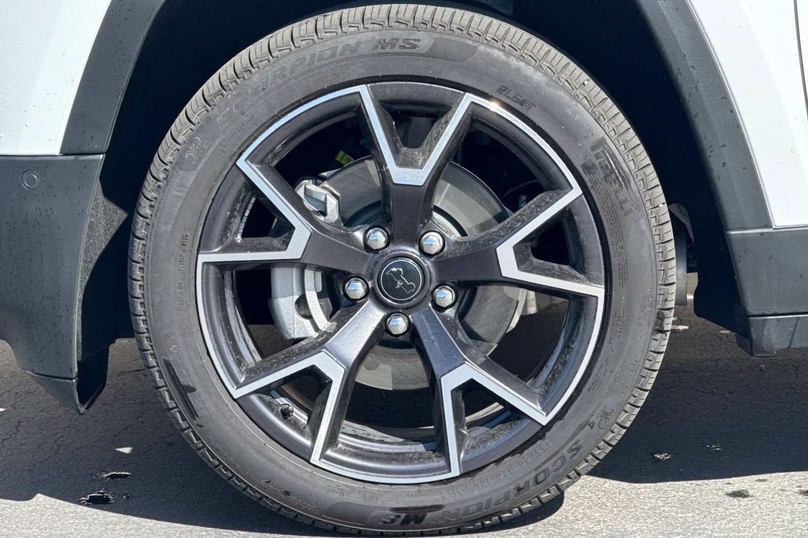 New 2026 Jeep Cherokee Overland w/ Advanced Pro Tech Group AWD/4WD image 26