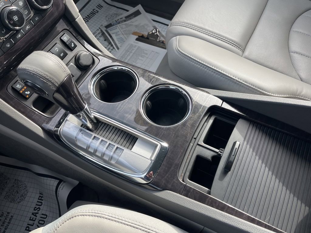 Used 2017 Buick Enclave Premium w/ Enclave Sport Touring Edition image 20