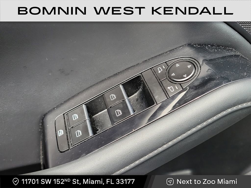 Used 2021 MAZDA MAZDA3 s image 28