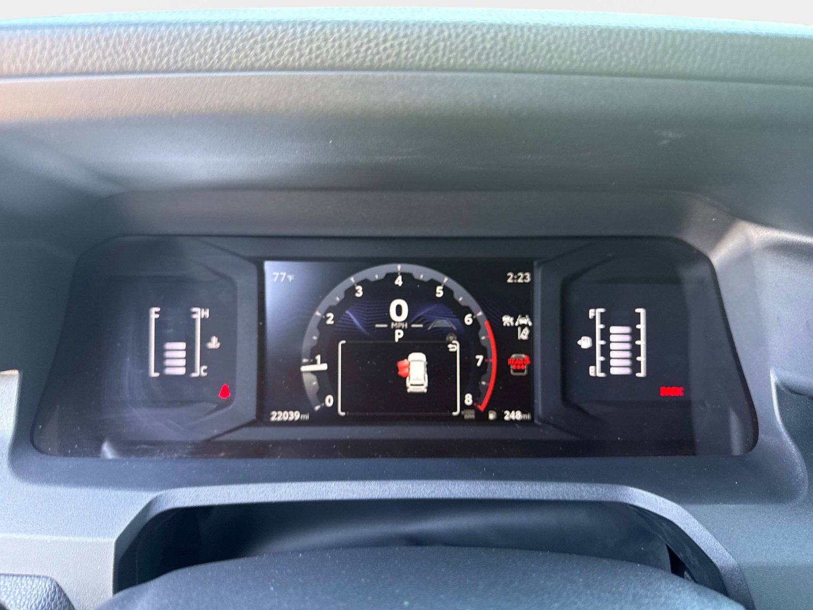 Used 2025 Toyota 4Runner SR5 AWD/4WD image 26