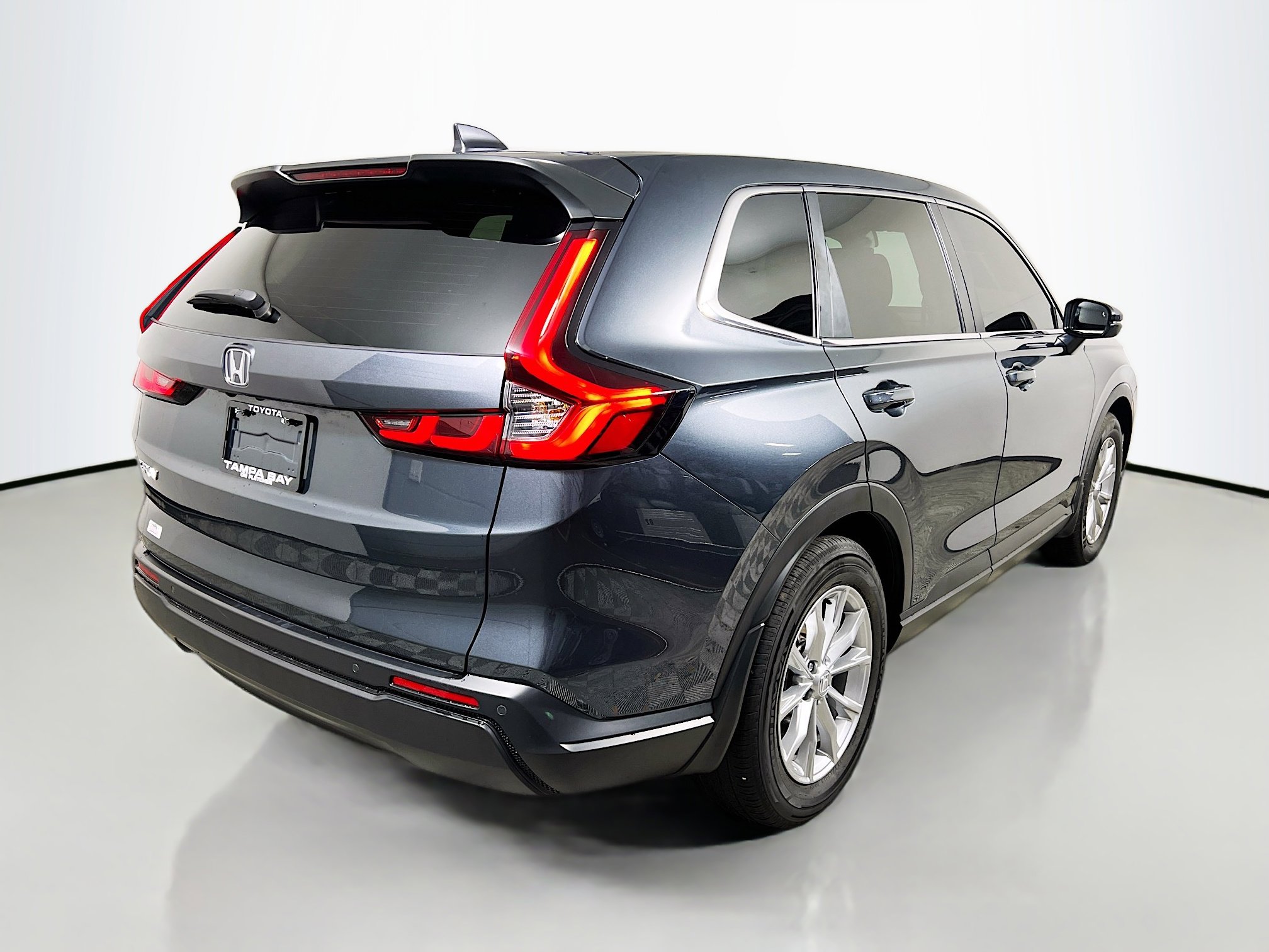 Used 2025 Honda CR-V EX-L image 4