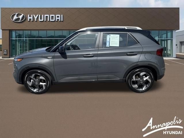 Certified 2026 Hyundai Venue SEL image 2