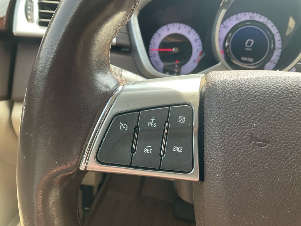 Used 2011 Cadillac SRX Luxury FWD image 18