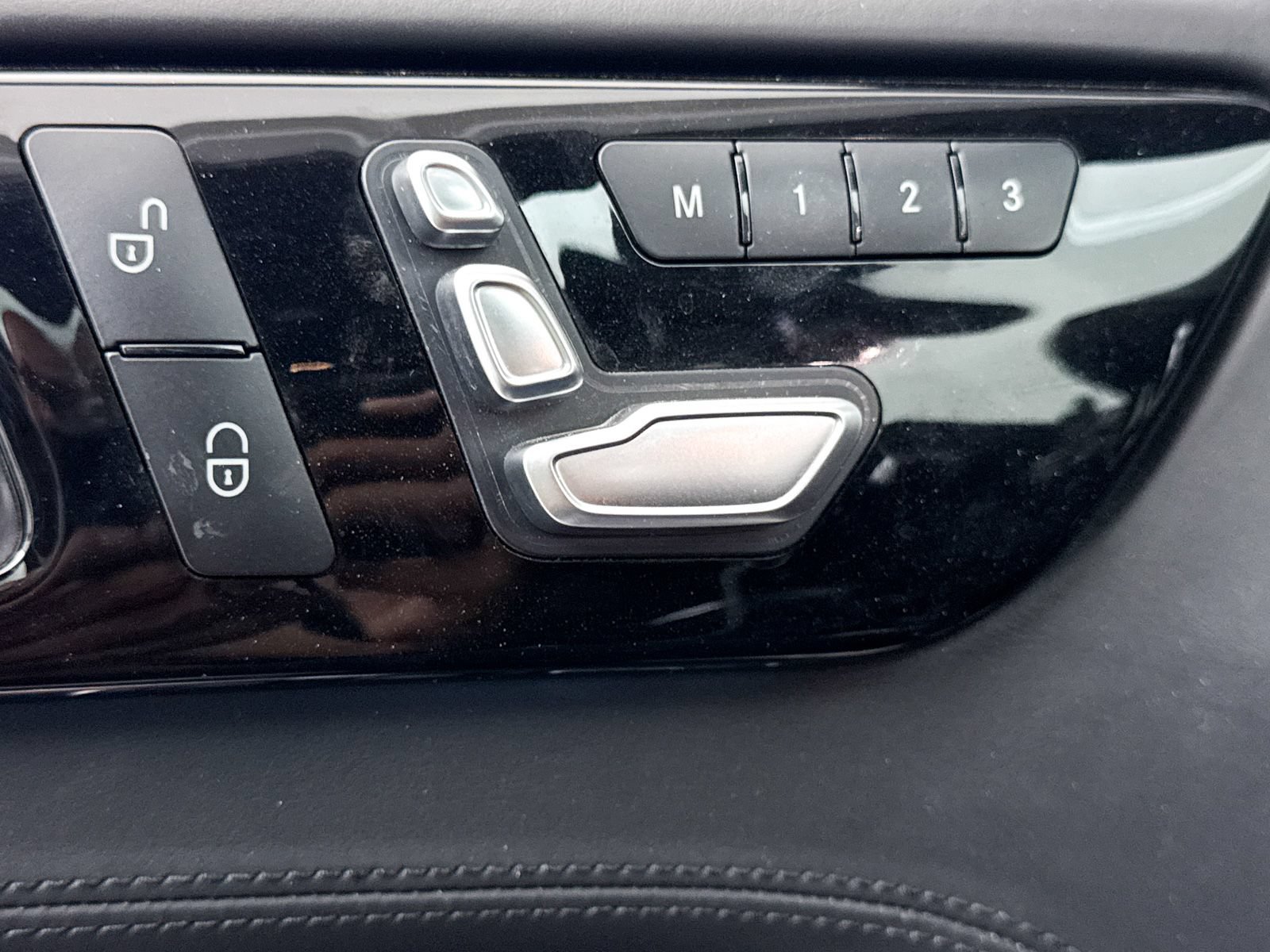 Used 2018 Mercedes-Benz GLS 63 AMG 4MATIC image 27