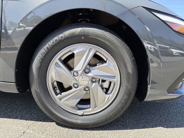 New 2026 Hyundai Elantra SE w/ Cargo Package image 12