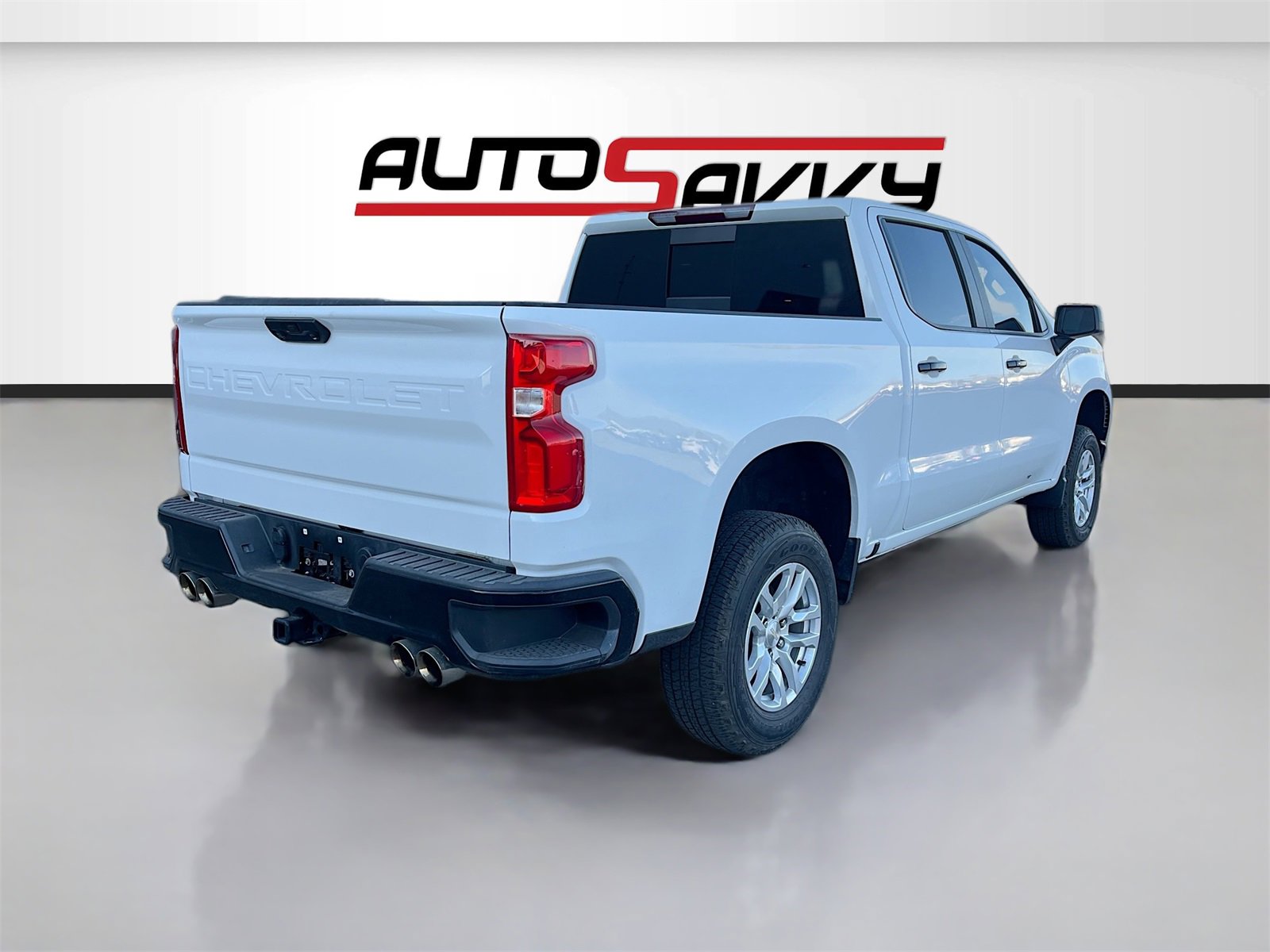 Used 2023 Chevrolet Silverado 1500 LT Trail Boss w/ Convenience Package II image 7