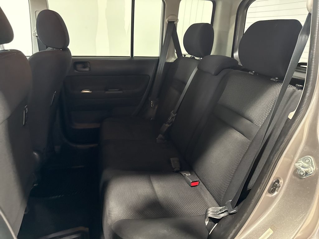 Used 2005 Scion xB FWD image 21