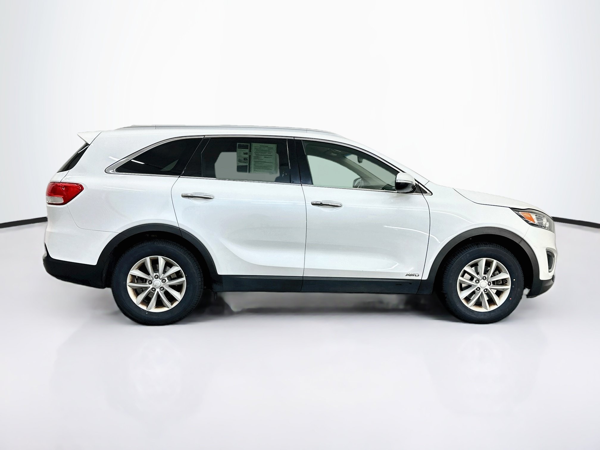 Used 2017 Kia Sorento AWD w/ LX Convenience Package image 10