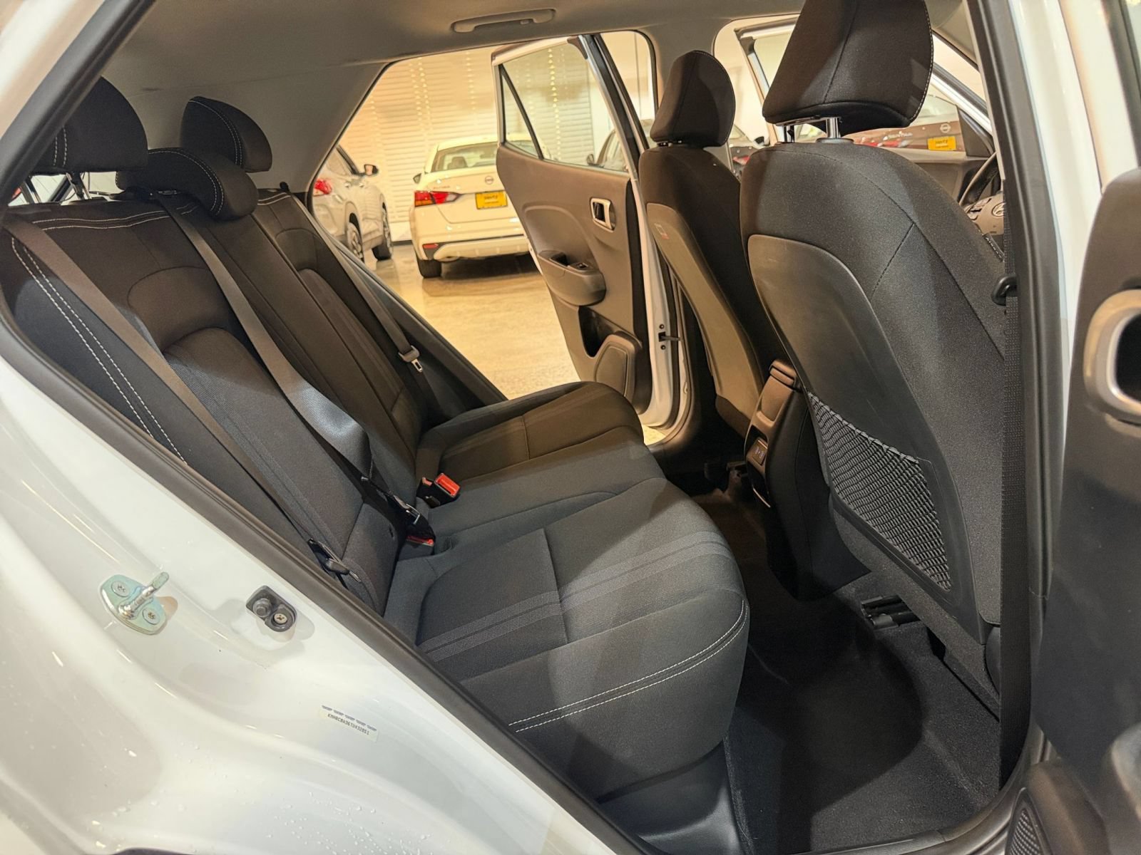 Used 2026 Hyundai Venue SEL FWD image 31