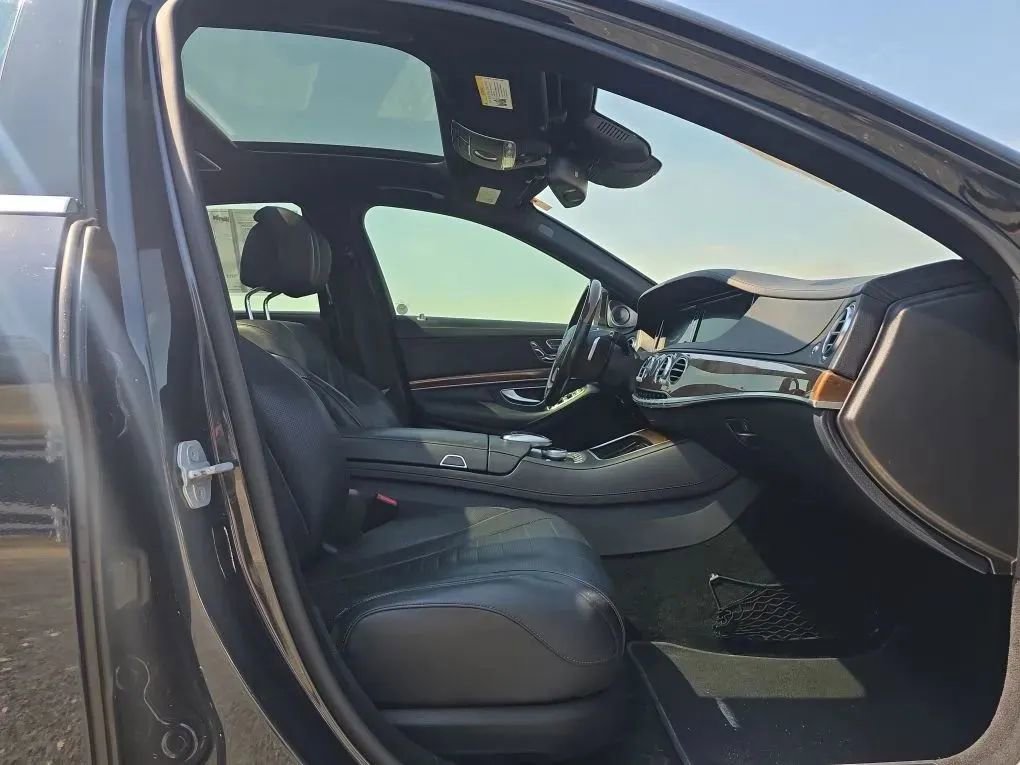 Used 2016 Mercedes-Benz S 550 Sedan image 48