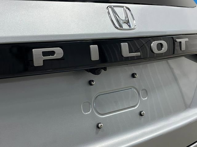 New 2026 Honda Pilot Elite image 9