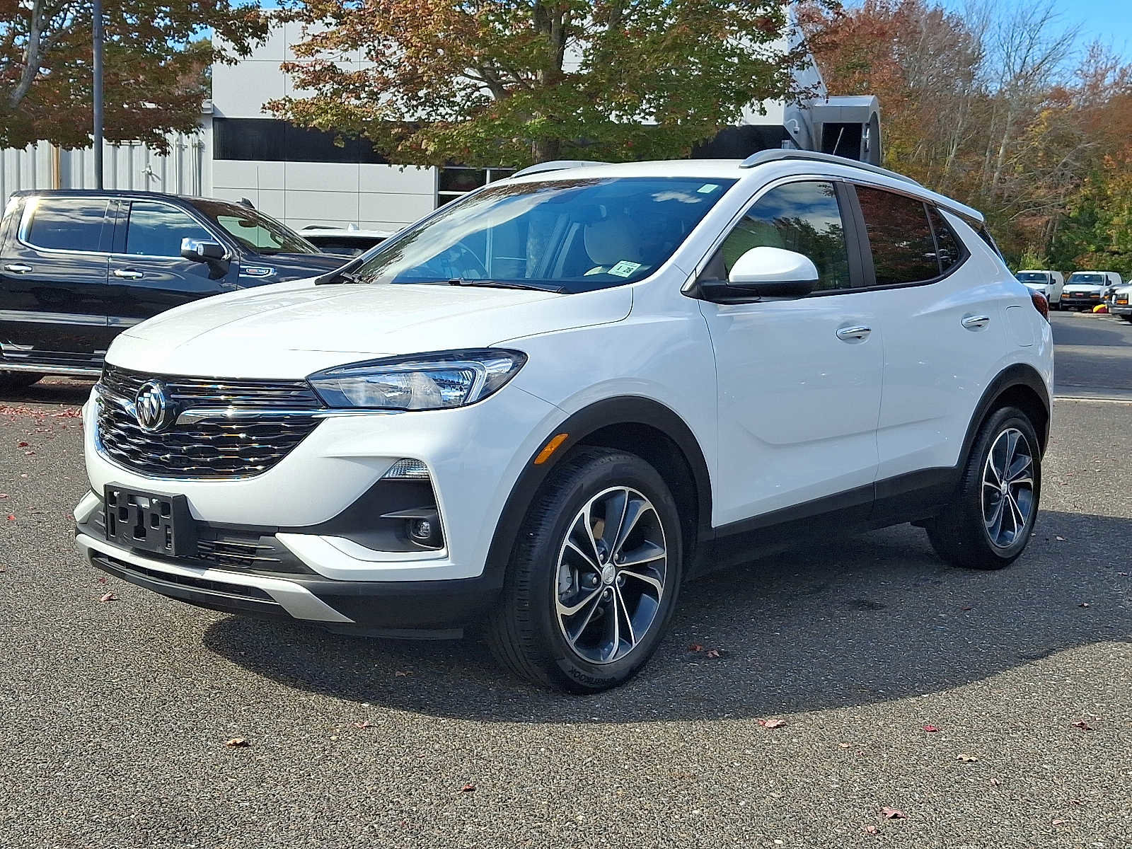 Used 2023 Buick Encore GX Select image 3