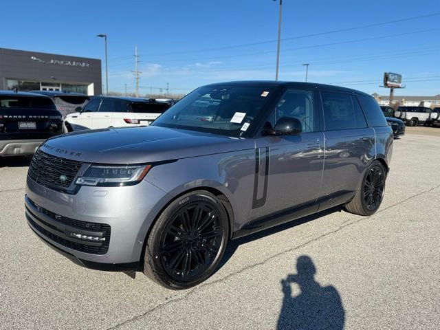 New 2026 Land Rover Range Rover Long Wheelbase SE image 1