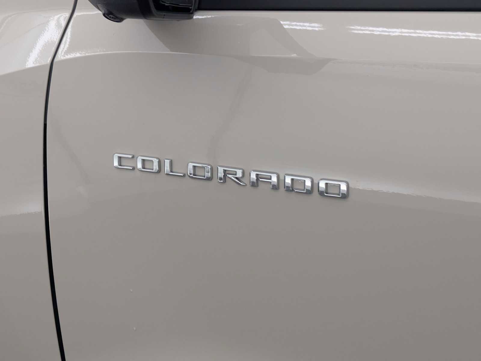 New 2026 Chevrolet Colorado ZR2 w/ Technology Package AWD/4WD image 15