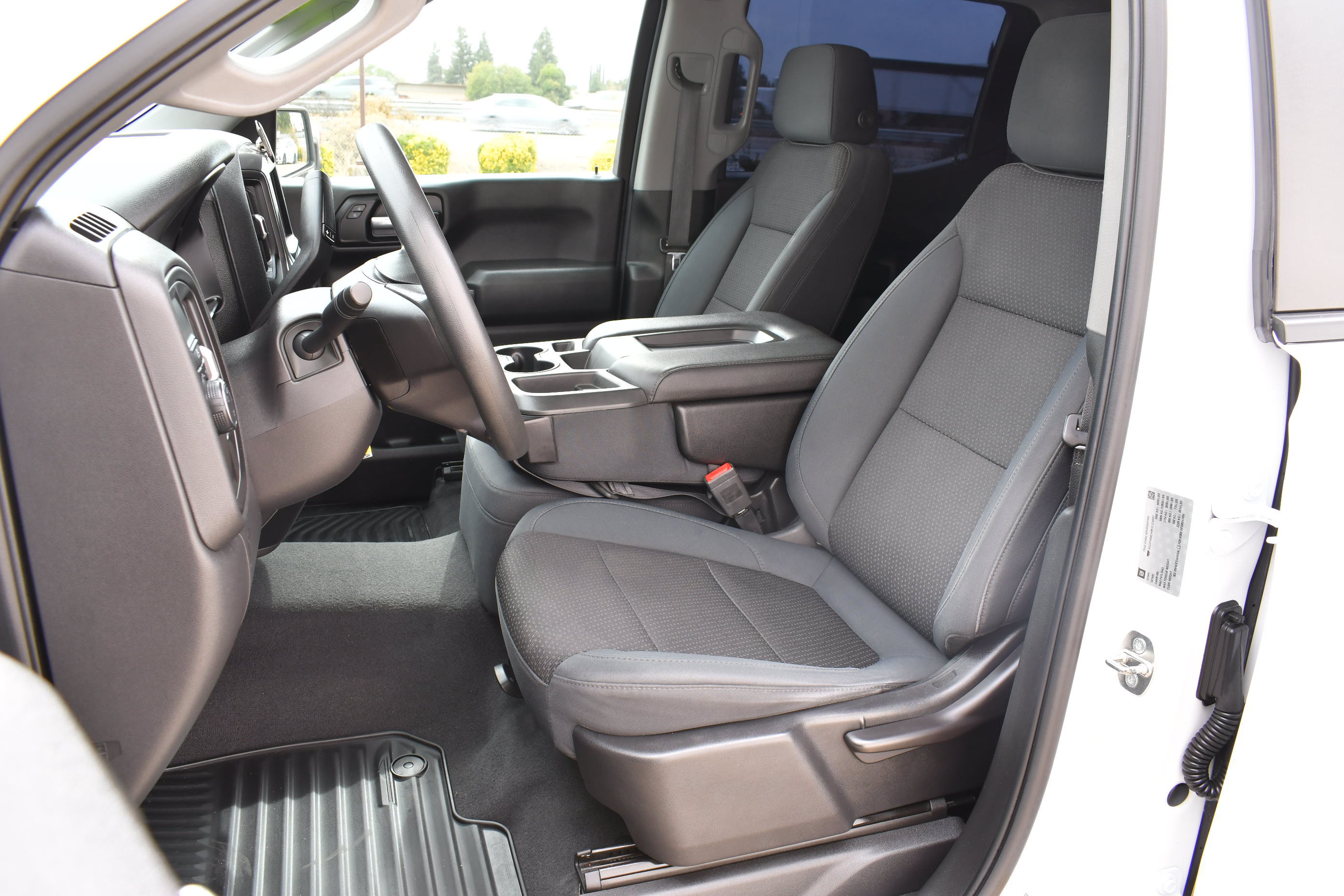 Used 2019 Chevrolet Silverado 1500 Custom w/ Custom Value Package RWD image 15