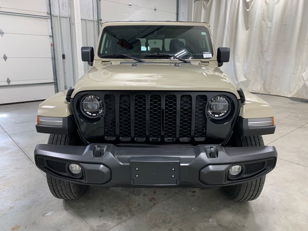 Used 2022 Jeep Gladiator Sport image 15