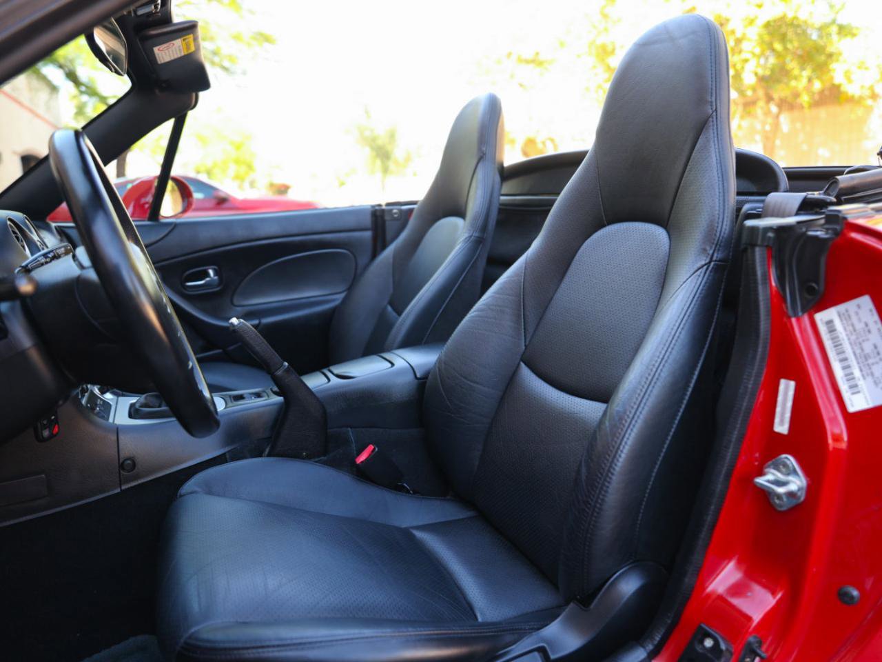 Used 2003 MAZDA MX-5 Miata RWD image 10