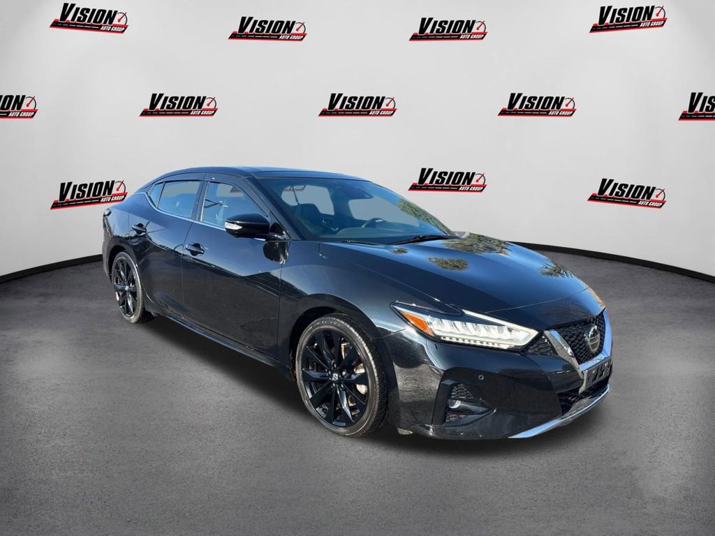 Used 2019 Nissan Maxima SR w/ Premium Package image 3