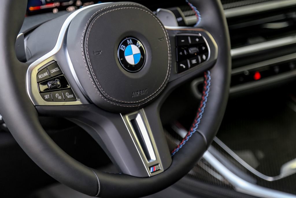 New 2026 BMW X7 M60i image 11