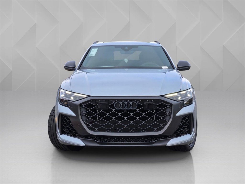 New 2025 Audi RS Q8 performance image 3