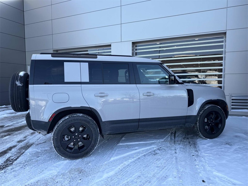 New 2026 Land Rover Defender 110 S image 7