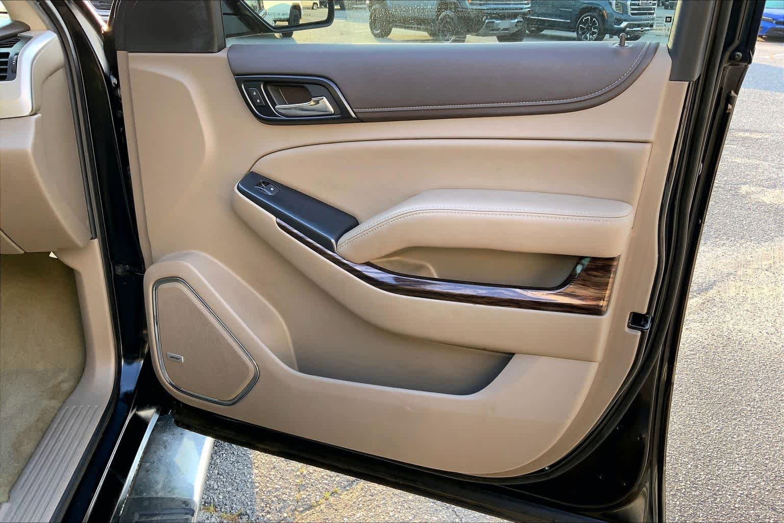 Used 2017 GMC Yukon SLE w/ SLE Value Package RWD image 22