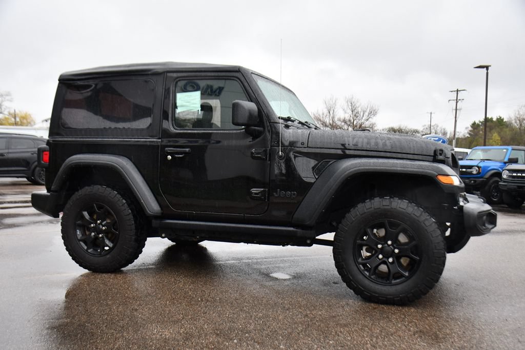 Used 2021 Jeep Wrangler Sport AWD/4WD image 7