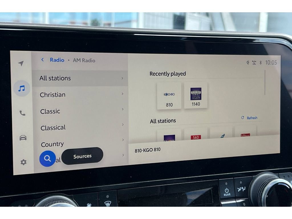 Used 2023 Toyota Highlander XLE image 22