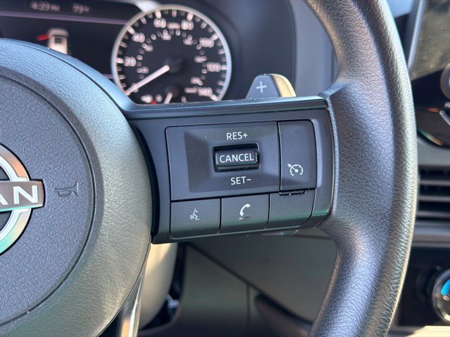 Used 2025 Nissan Pathfinder S FWD image 27