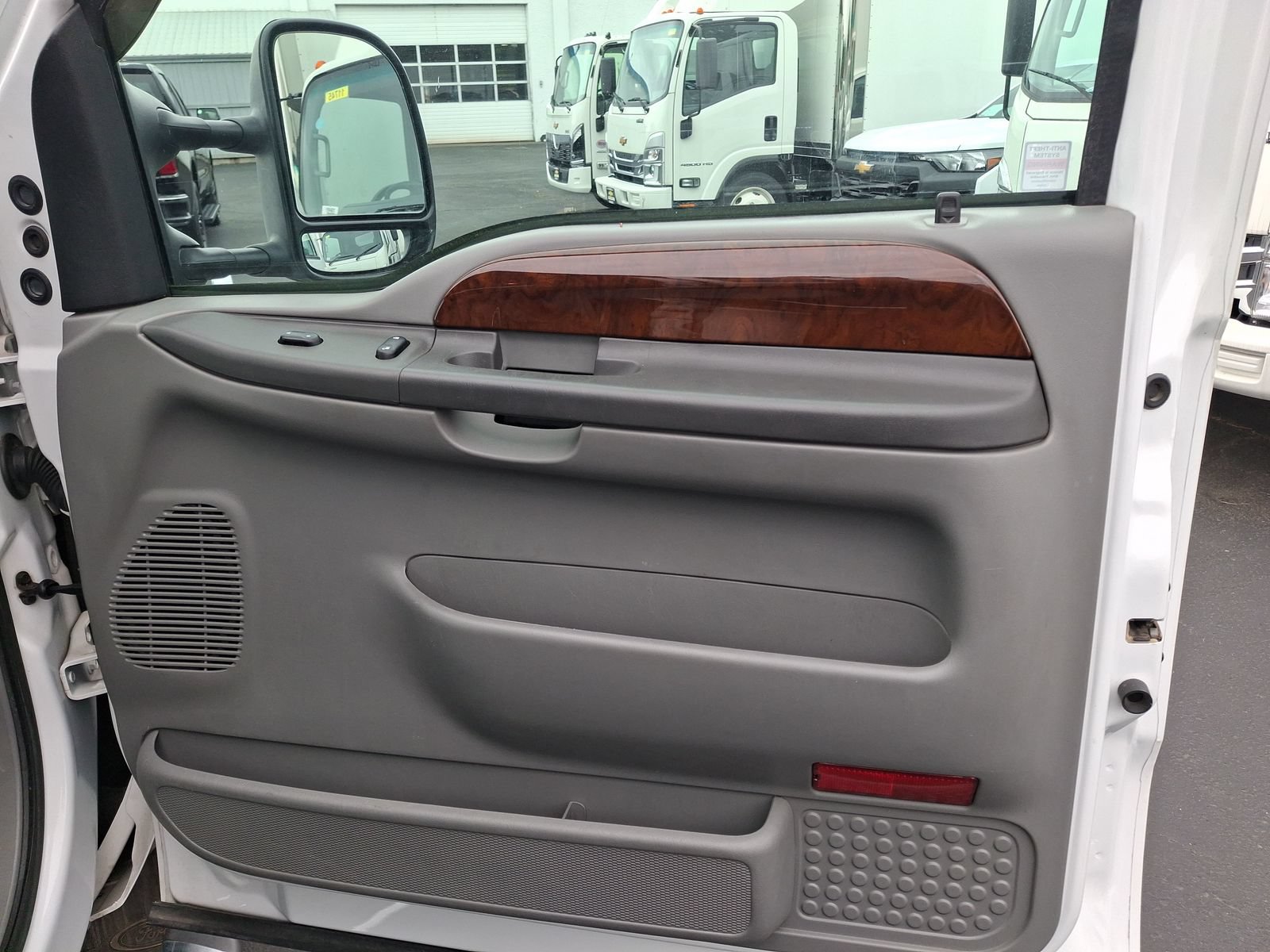 Used 2004 Ford F250 XL RWD image 18