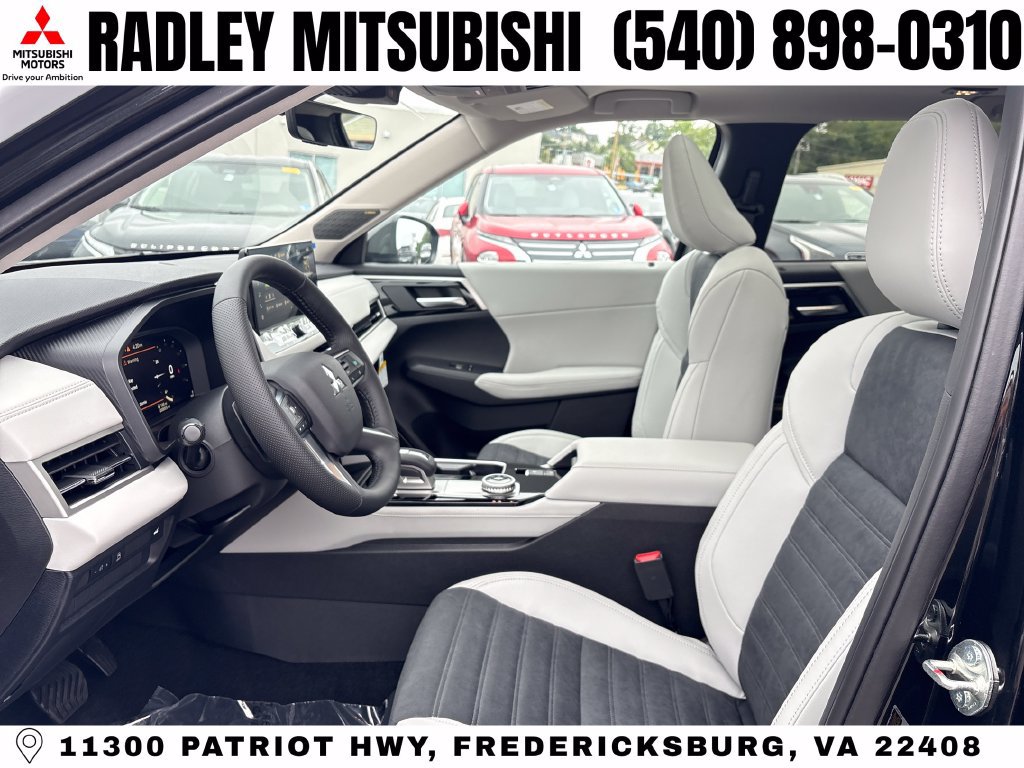 New 2026 Mitsubishi Outlander SE AWD/4WD image 3