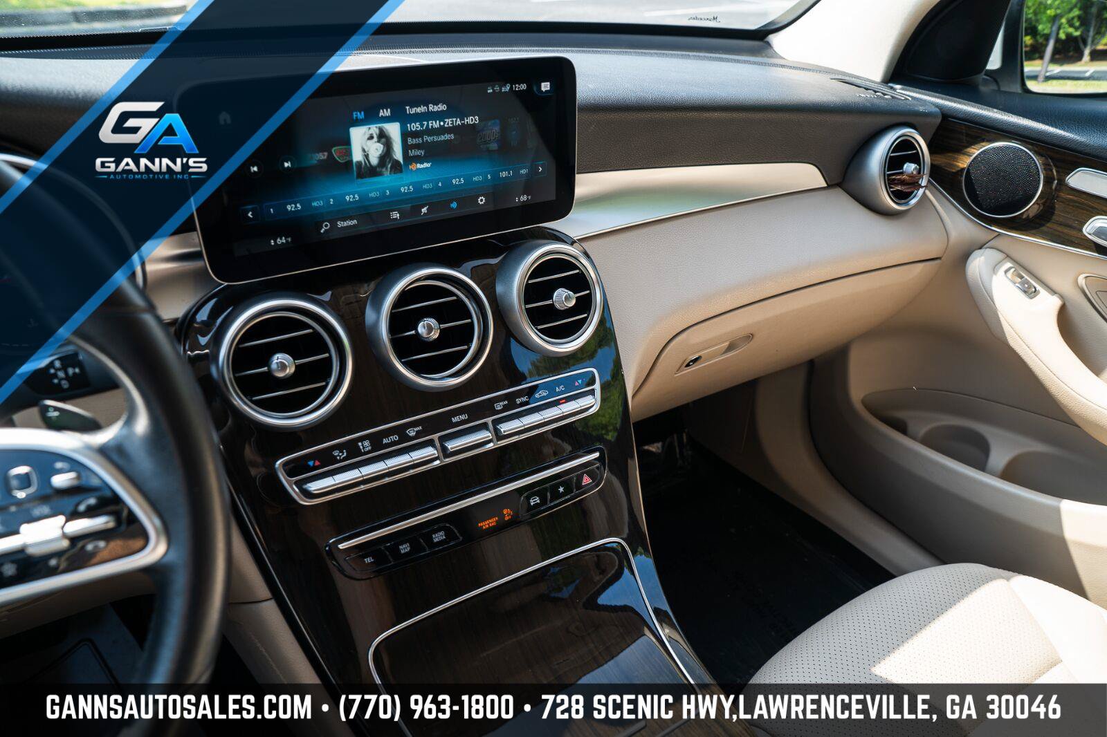 Used 2020 Mercedes-Benz GLC 300 image 26