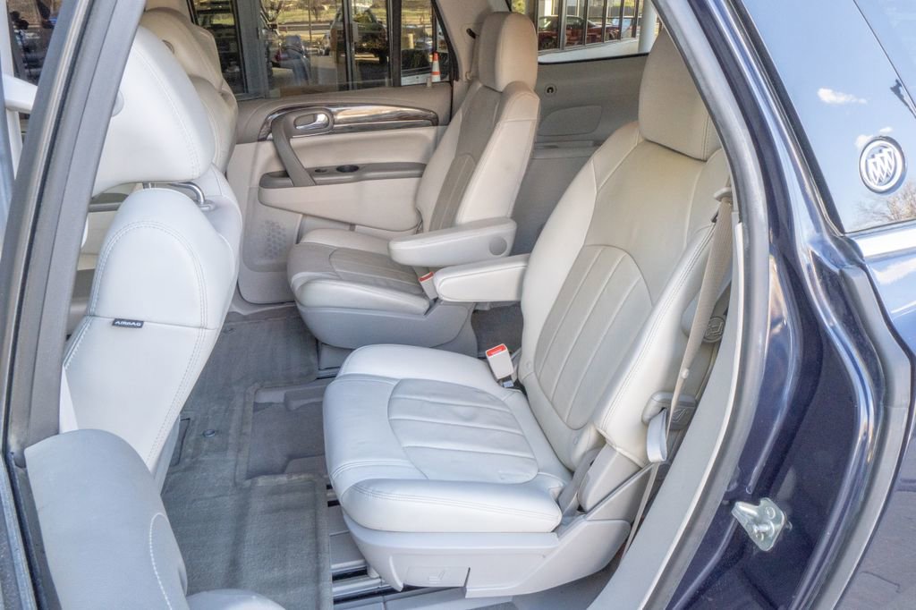 Used 2017 Buick Enclave Leather w/ Trailering Package image 17
