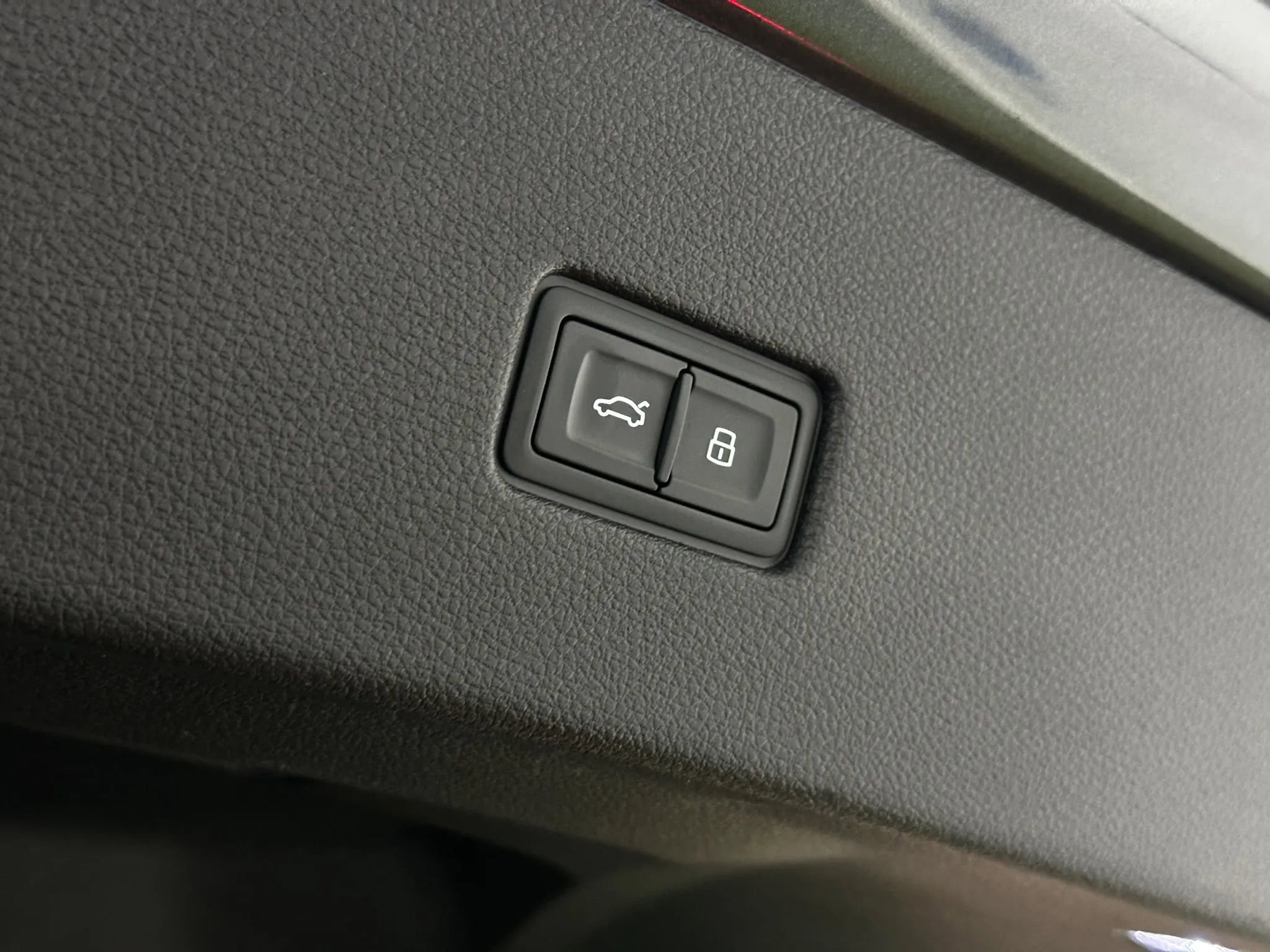 Used 2020 Audi SQ8 Prestige w/ Prestige Package image 18