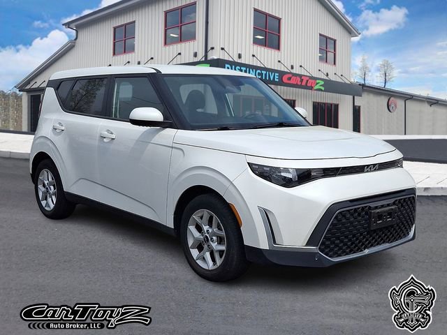 Used 2023 Kia Soul LX w/ Option Group 015