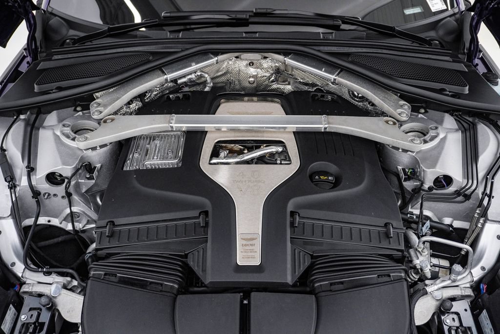 Used 2025 Aston Martin DBX 707 AWD/4WD image 34
