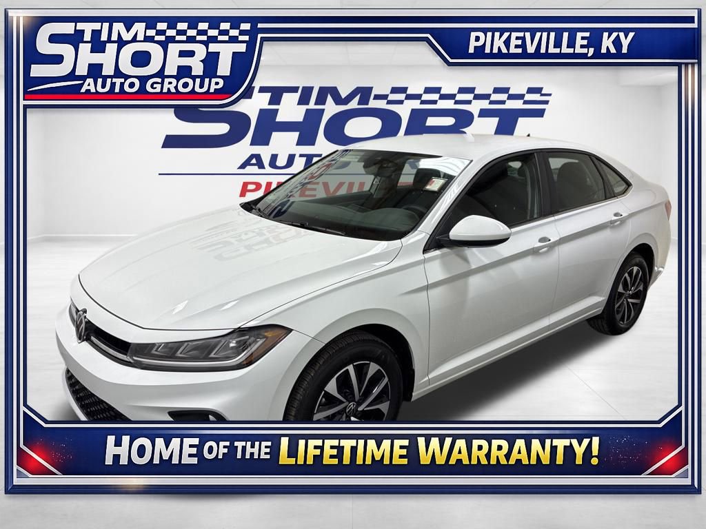 Used 2025 Volkswagen Jetta S image 1