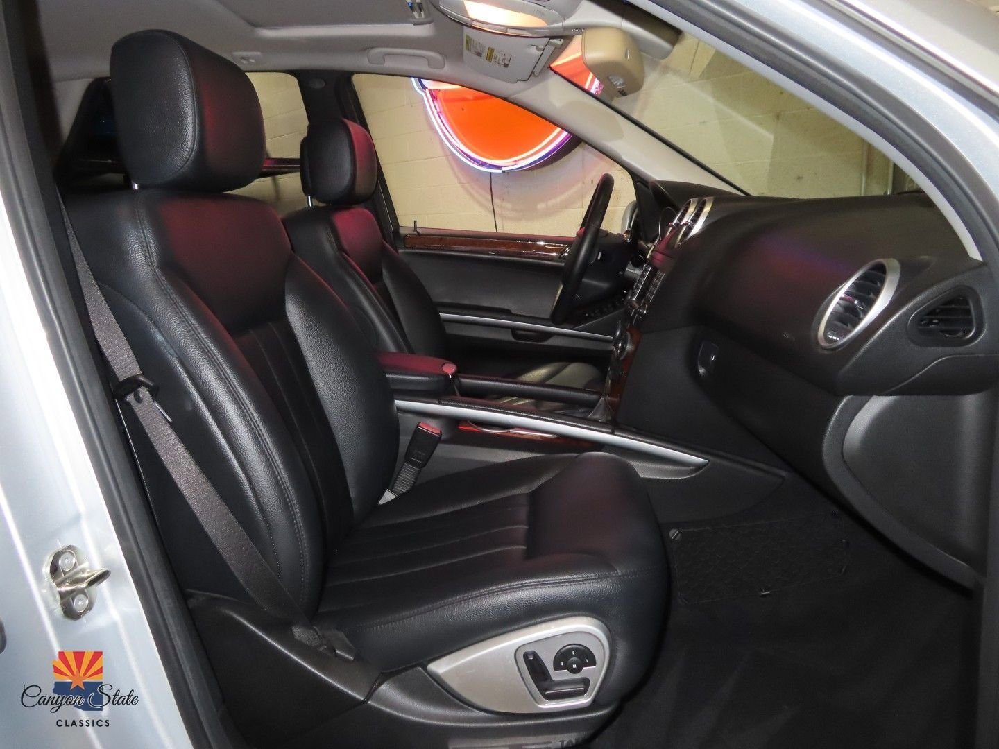 Used 2008 Mercedes-Benz ML 550 4MATIC image 5