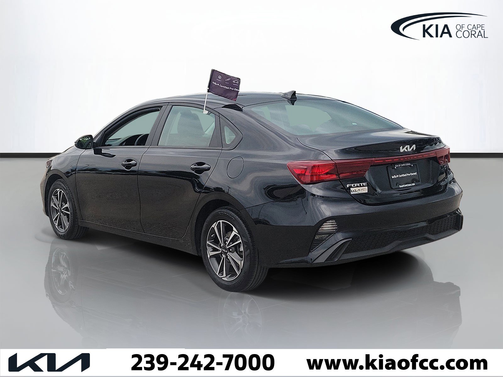 Certified 2024 Kia Forte LXS w/ LXS Technology Package FWD image 4