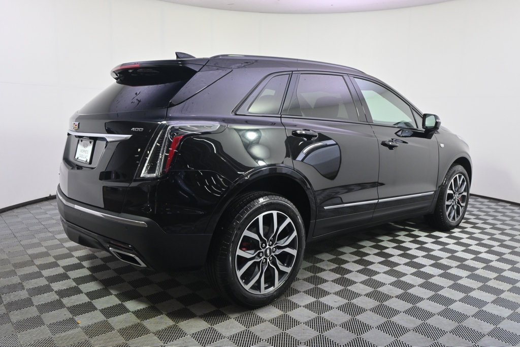 New 2026 Cadillac XT5 Sportv w/ LPO, Floor Liner Package AWD/4WD image 7