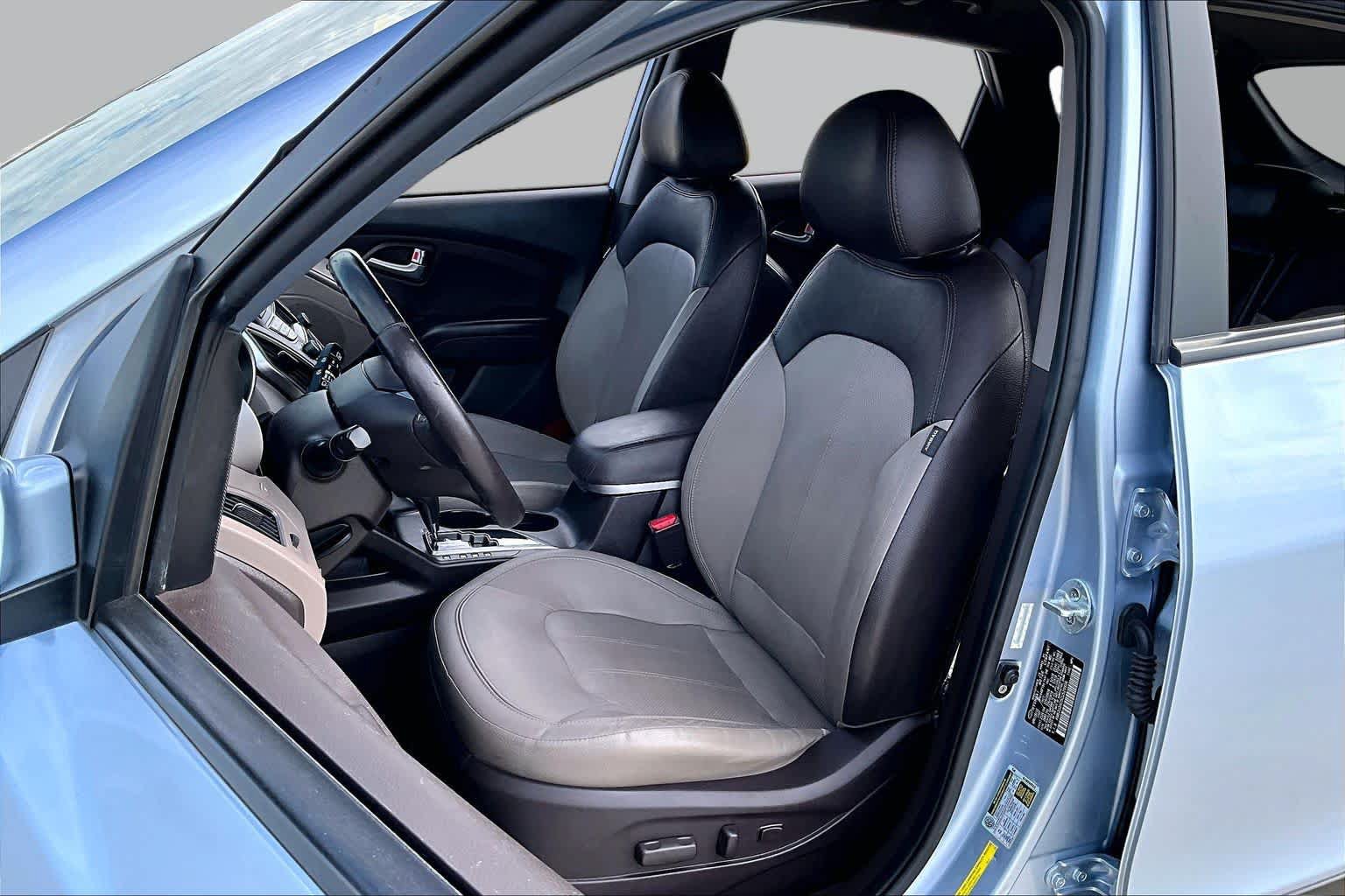 Used 2012 Hyundai Tucson Limited FWD image 7