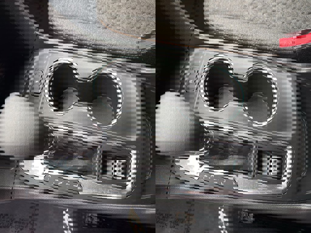 Used 2024 Chevrolet Equinox LT image 14